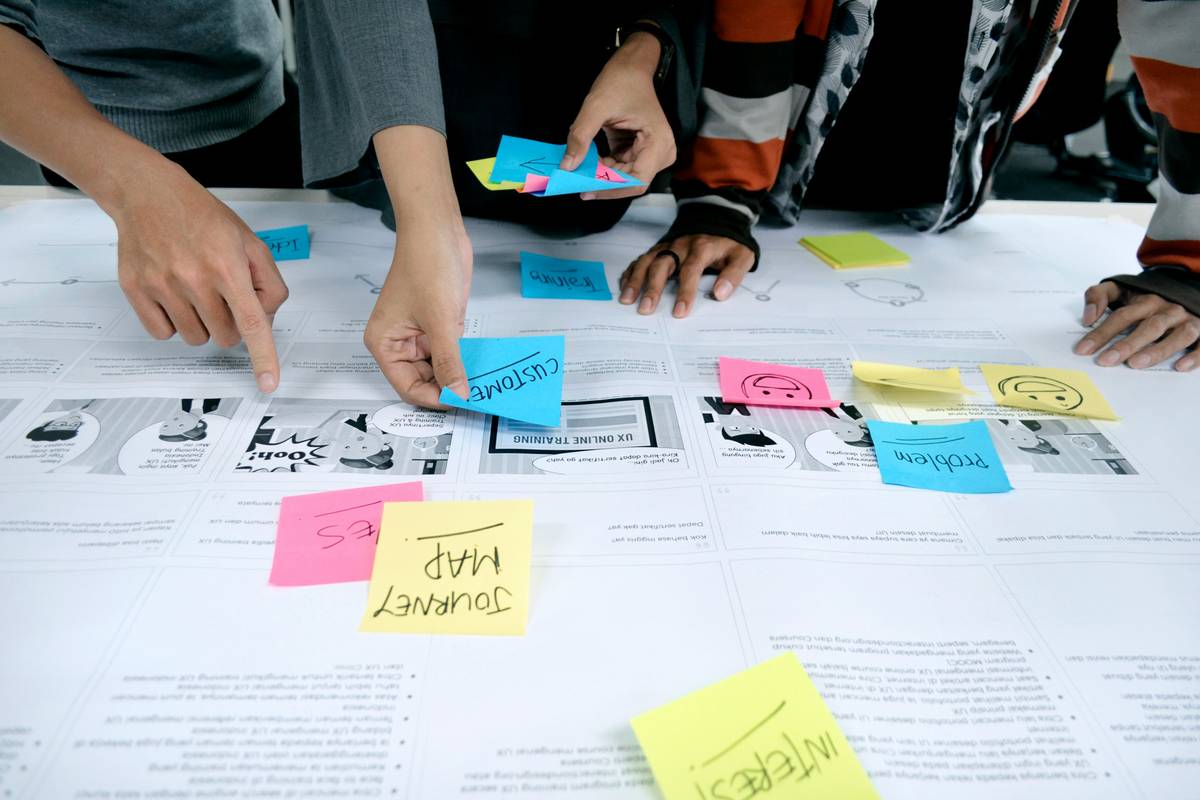 Comparison table showing effective Day Designer Tips versus traditional planner methods